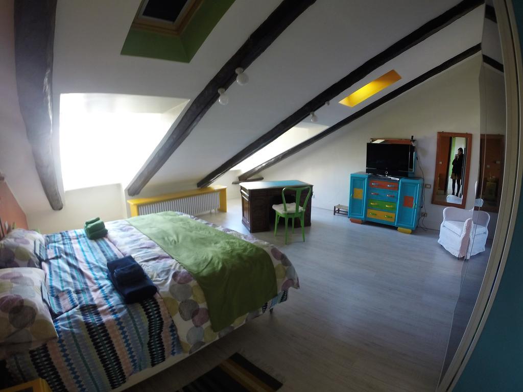 Ferienwohnung La Finestra Sul Cortile Turin Exterior foto