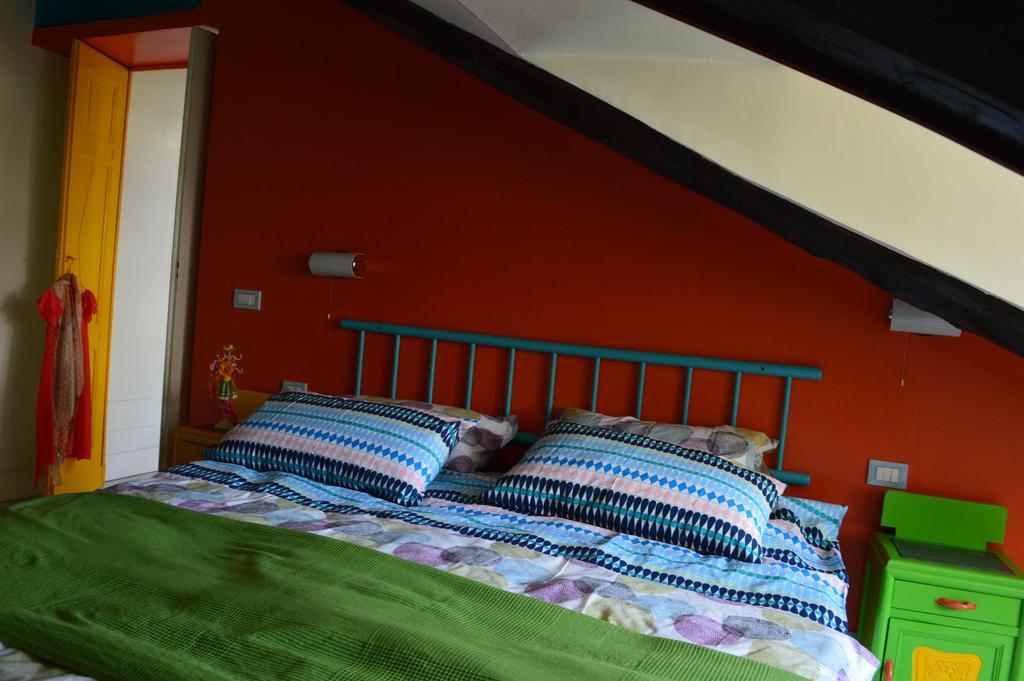 Ferienwohnung La Finestra Sul Cortile Turin Exterior foto